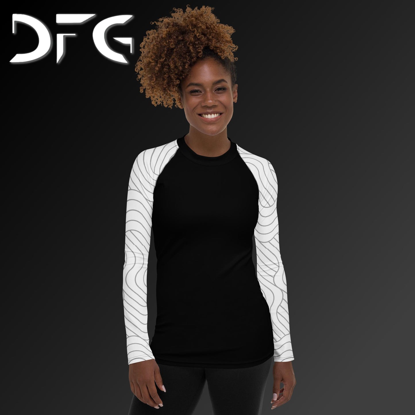 Feminine-Fit White S-Curve Long-Sleeved Rash Guard