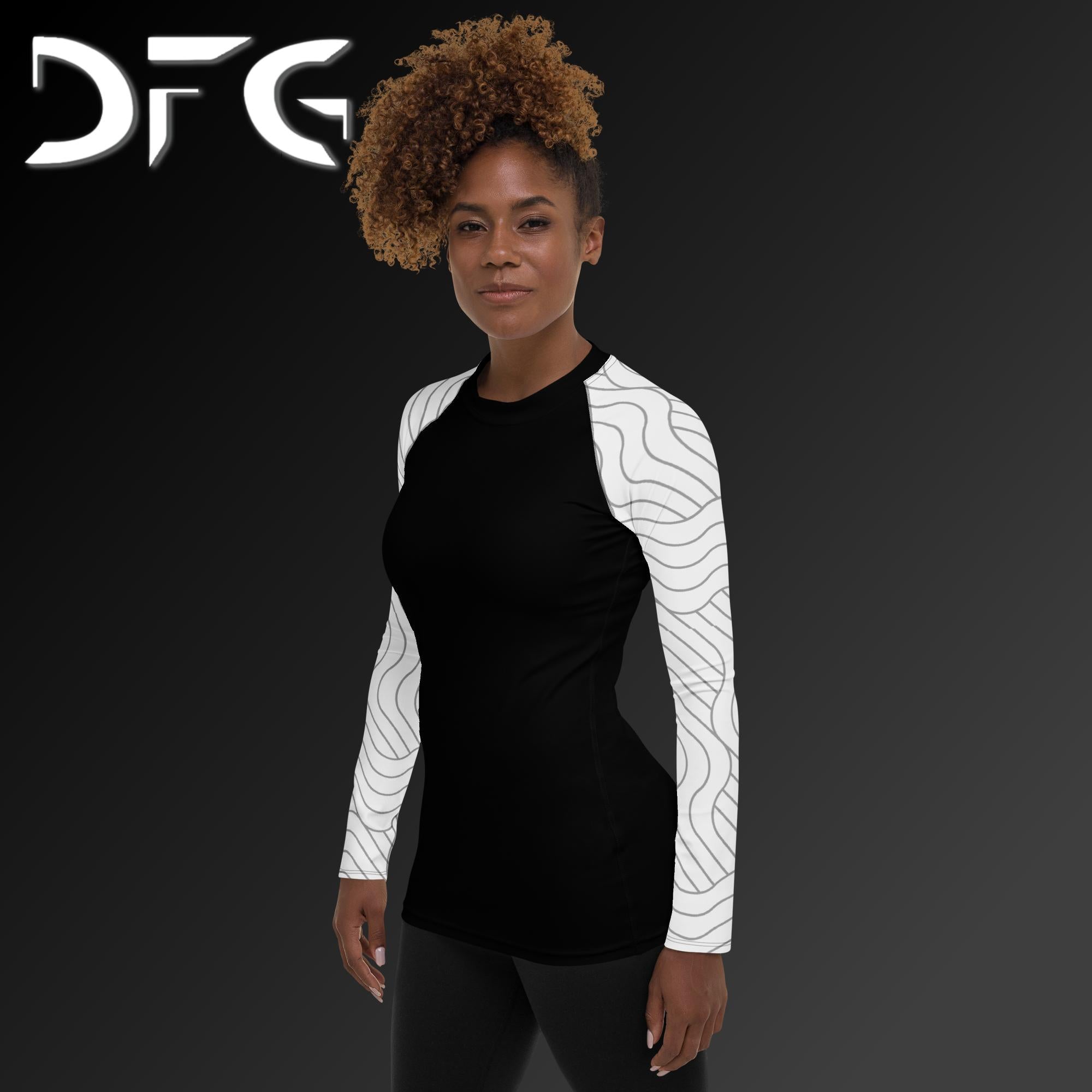 Feminine-Fit White S-Curve Long-Sleeved Rash Guard – Dreadnaut Shop