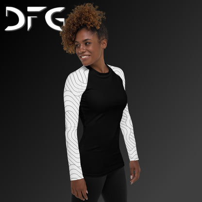 Feminine-Fit White S-Curve Long-Sleeved Rash Guard